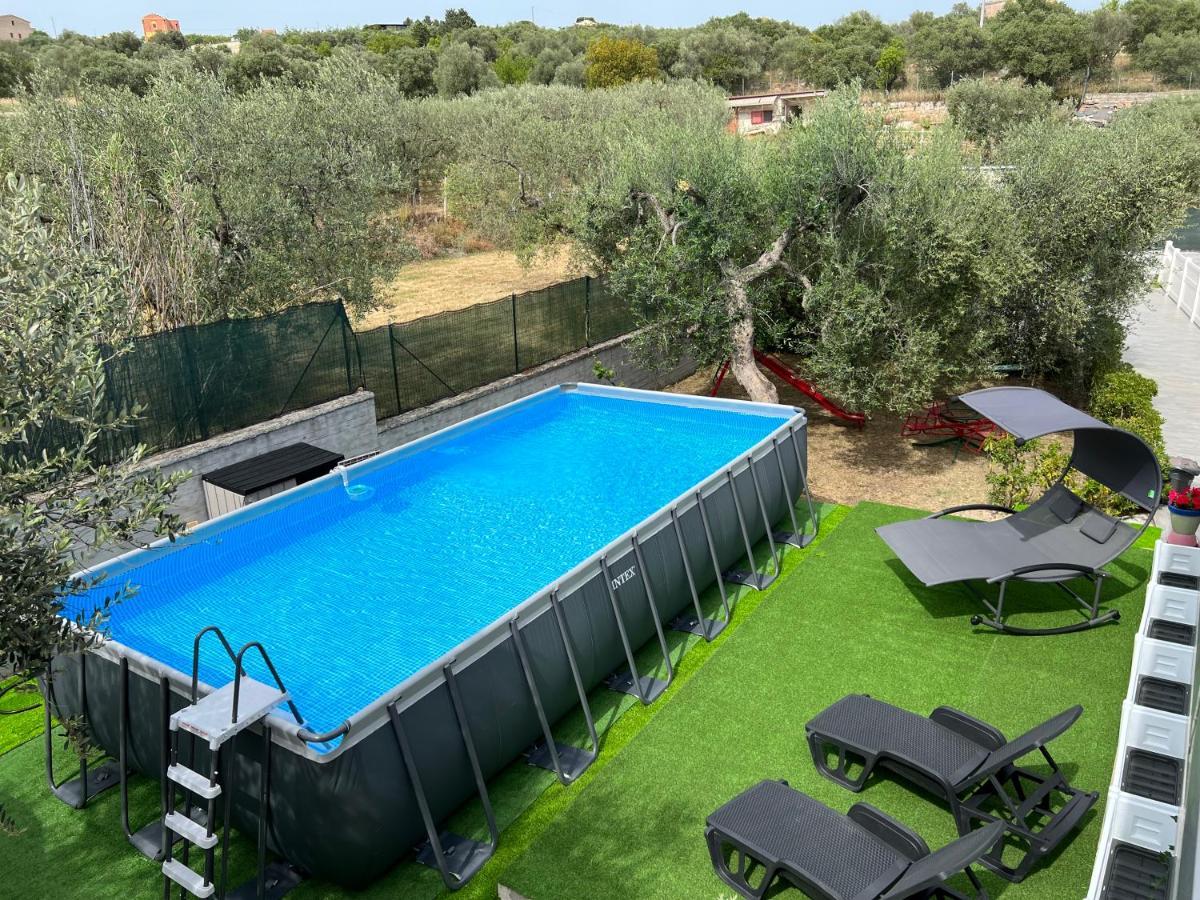 מטרה La Casetta Tra Sassi E Ulivi B&B מראה חיצוני תמונה